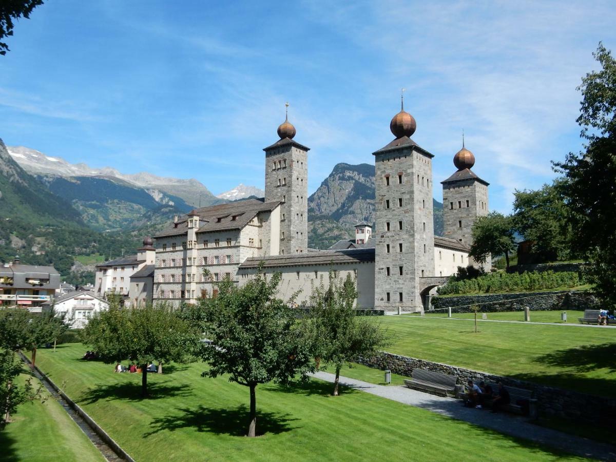 Gaestehaus St. Ursula Brig Exterior foto